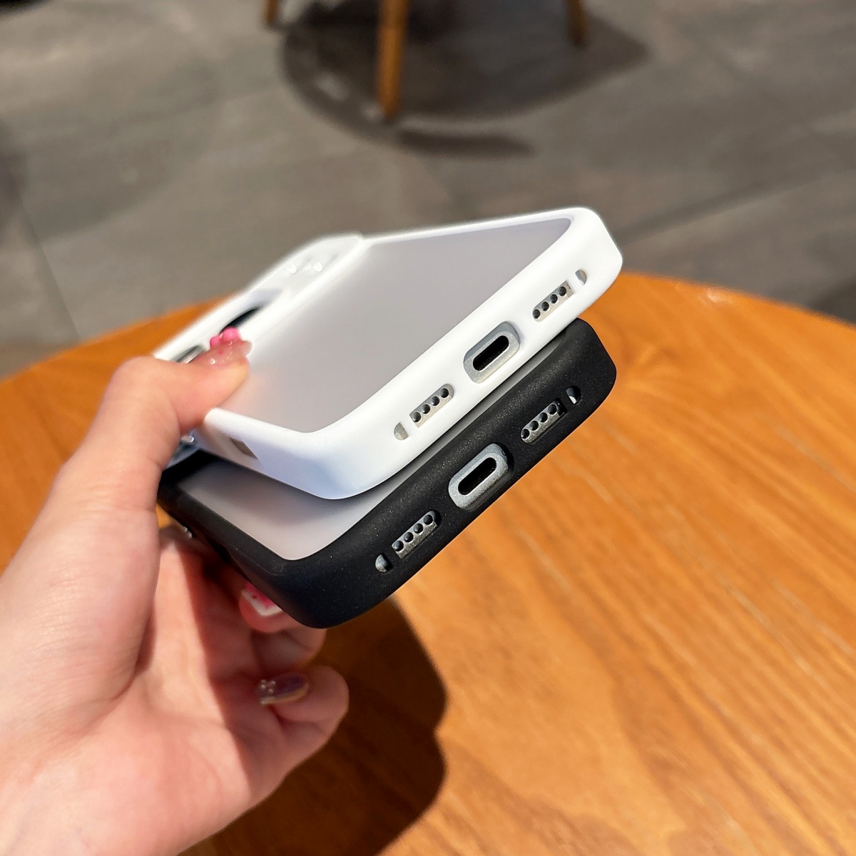 iPhone 17 Air 16 15 14 13 12 M - Clear Shockproof Bumper Case のレビューと価格