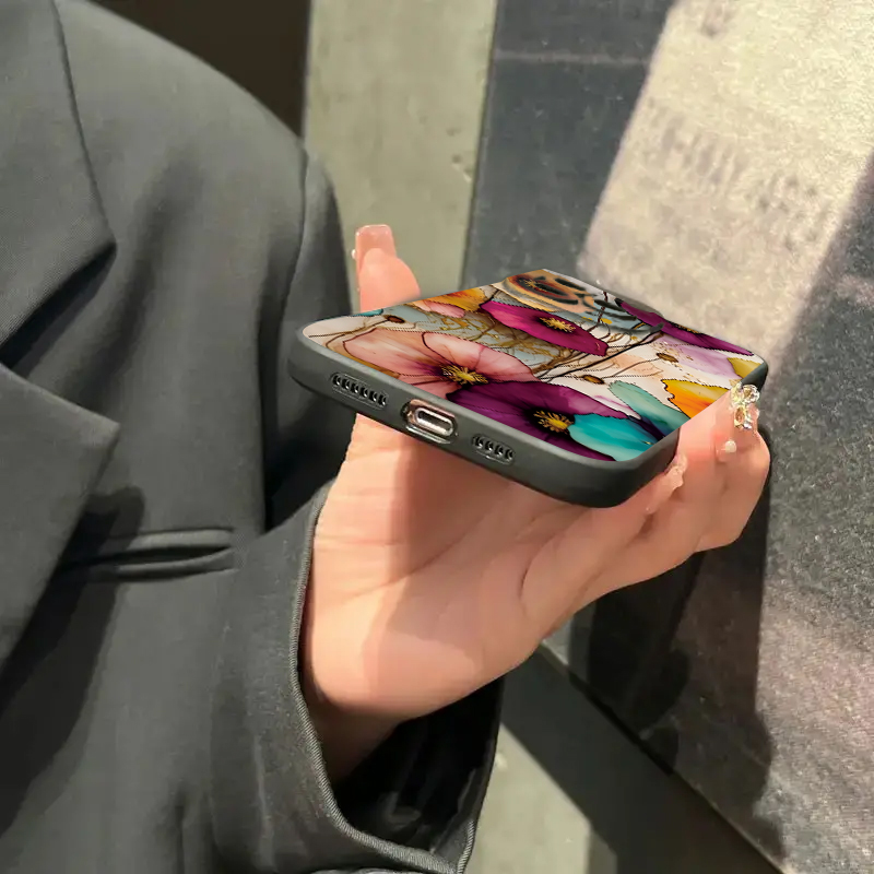 ヴィンテージ花柄ソフトTPU保護ケース iPhone 17  - Vintage Floral Pattern Soft Case のレビューと価格